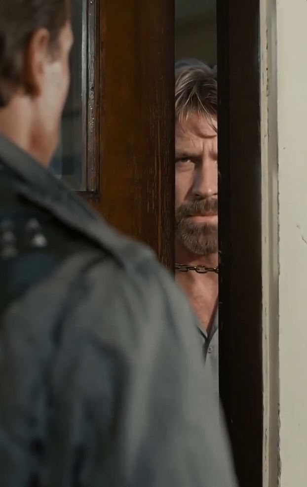 Terminator vs Chuck Norris